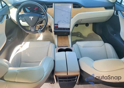 2018 Tesla Model S z USA, uszkodzony, nr VIN 5YJSA1E20JF265638